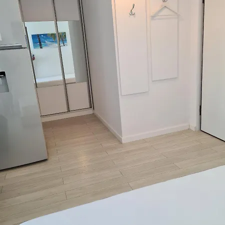 Promenada Family Studio Primul Rand La Mare דירה